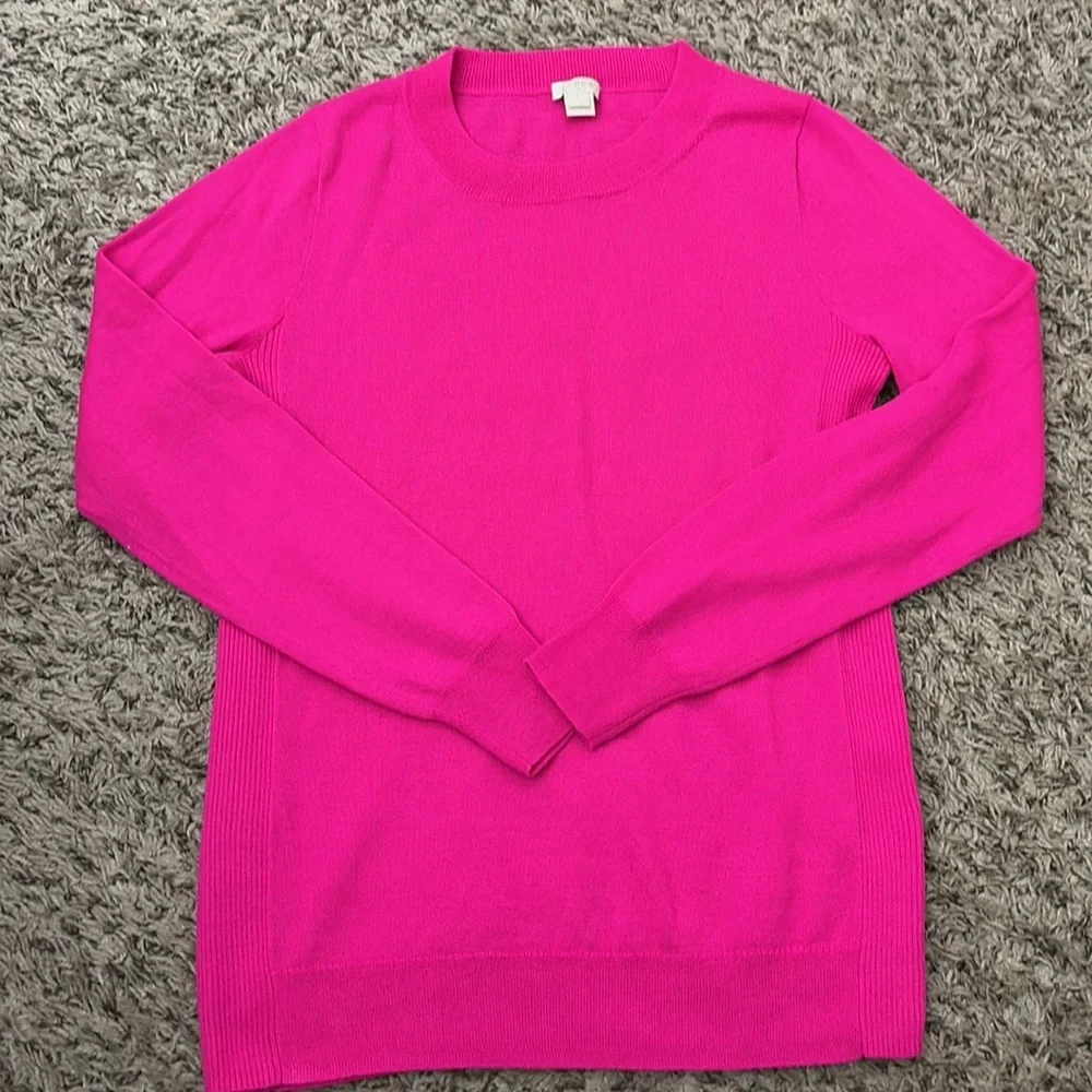J Crew Crew Neck Pull Over Merino Wool Blend Sweater in Hot Pink Size‎ S